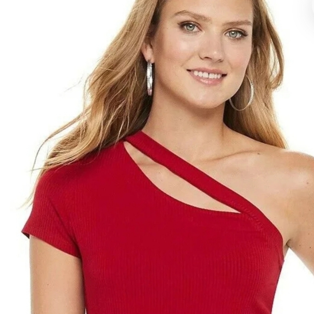 Rock & Republic one shoulder top size XXL Inviting Red